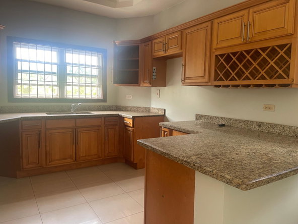 Tenth image of 10-61 Paddington Terrace in Kingston 6, St. Andrew, Jamaica - property is For Rent