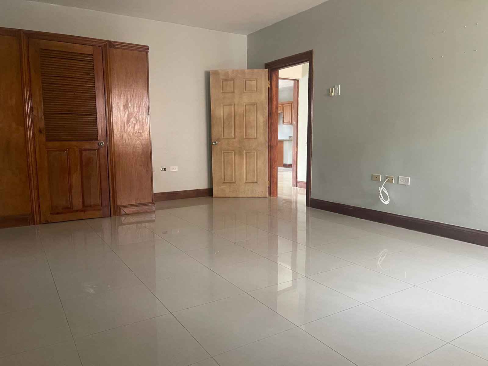 Sixteenth image of 10-61 Paddington Terrace in Kingston 6, St. Andrew, Jamaica - property is For Rent