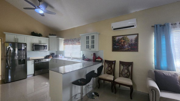Seventh image of 11 Elia Taddeo Course in Caymanas, St. Catherine, Jamaica - property is For Rent