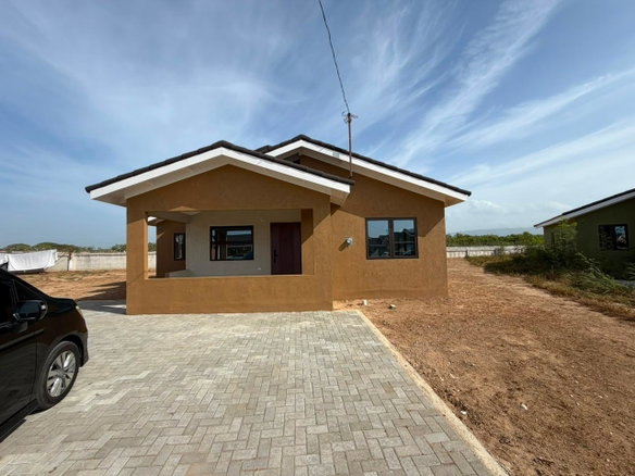 First image of 101 Oak Estates, Portmore in Greater Portmore, St. Catherine, Jamaica - property is For Rent