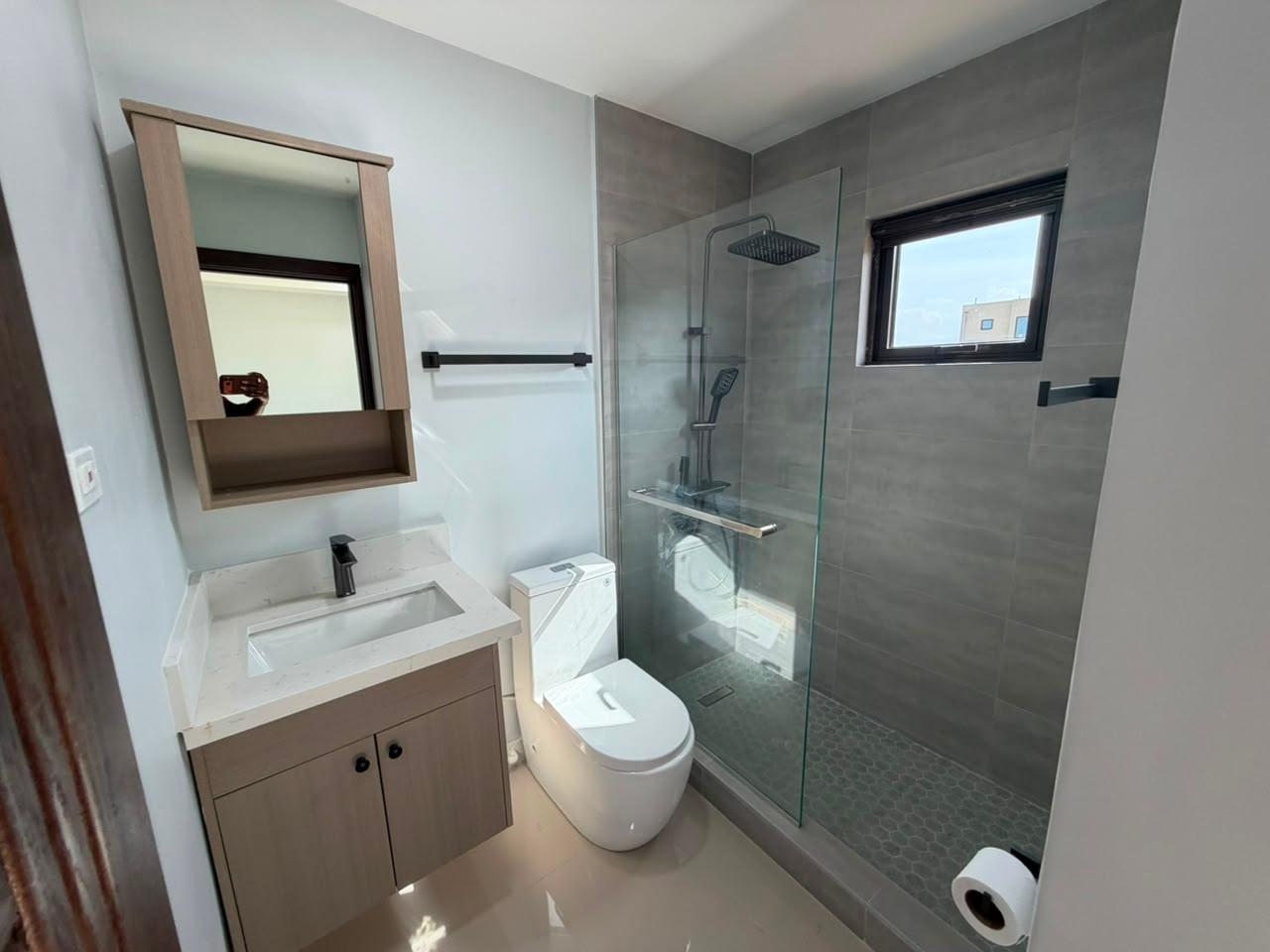 Tenth image of 101 Oak Estates, Portmore in Greater Portmore, St. Catherine, Jamaica - property is For Rent