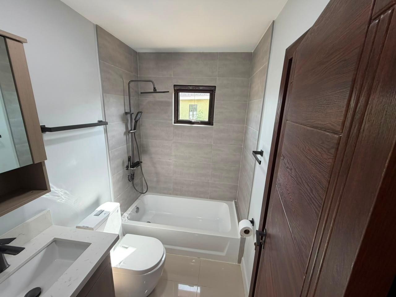 Twelfth image of 101 Oak Estates, Portmore in Greater Portmore, St. Catherine, Jamaica - property is For Rent