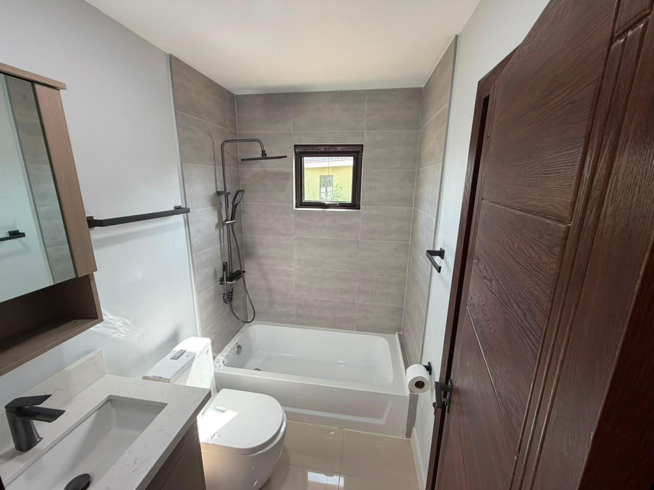 Thirteenth image of 101 Oak Estates, Portmore in Greater Portmore, St. Catherine, Jamaica - property is For Rent