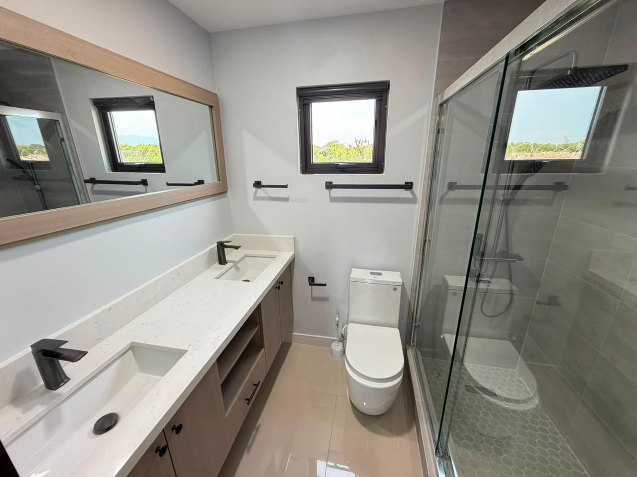Eighth image of 101 Oak Estates, Portmore in Greater Portmore, St. Catherine, Jamaica - property is For Rent