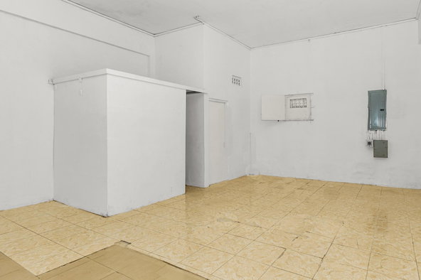 Fourth image of 11d- 20 Constant Spring Road in Constant Spring P.O., St. Andrew, Jamaica - property is For Rent