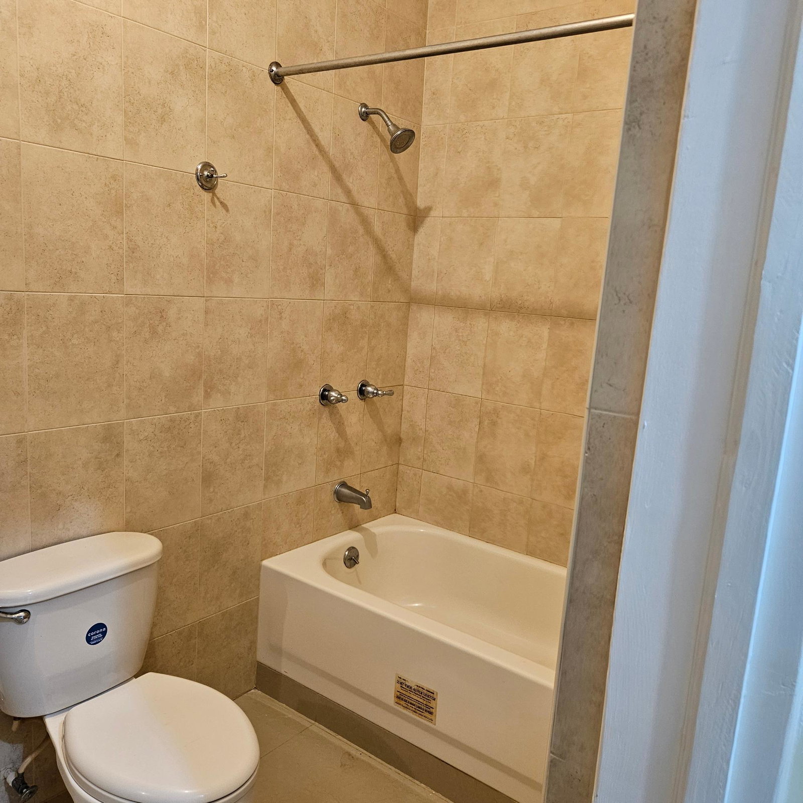 Sixteenth image of 3-1 Kings Drive in Kingston 6, St. Andrew, Jamaica - property is For Rent