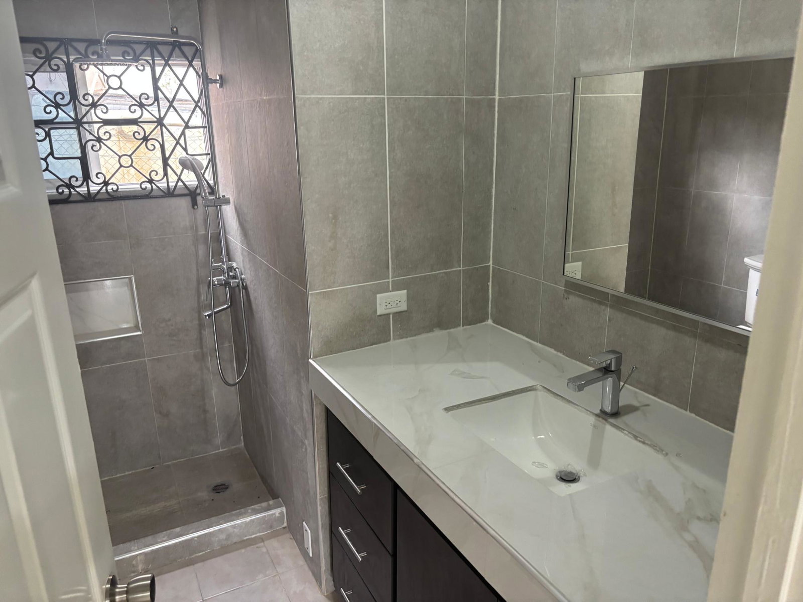 Tenth image of Apart #1- Porto Bello Heights in Montego Bay, St. James, Jamaica - property is For Rent
