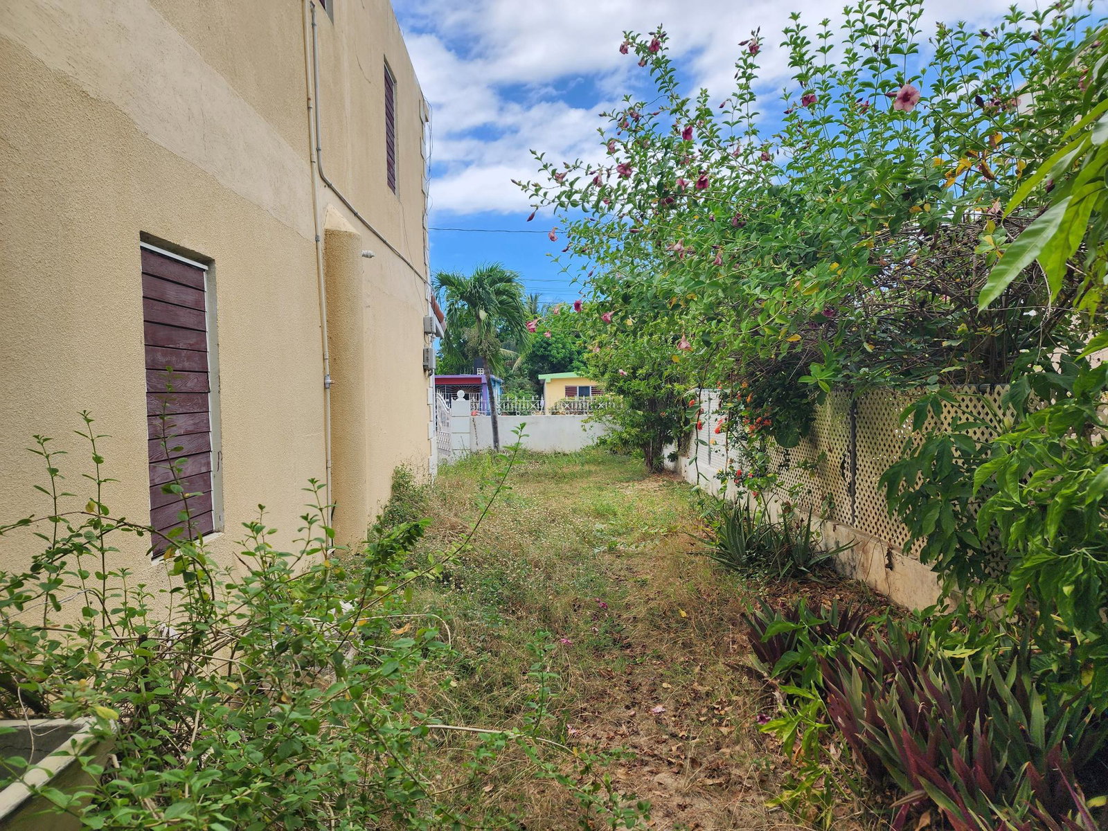 Ninth image of 1151 Seaton Crescent in Ensom City, St. Catherine, Jamaica - property is For Sale