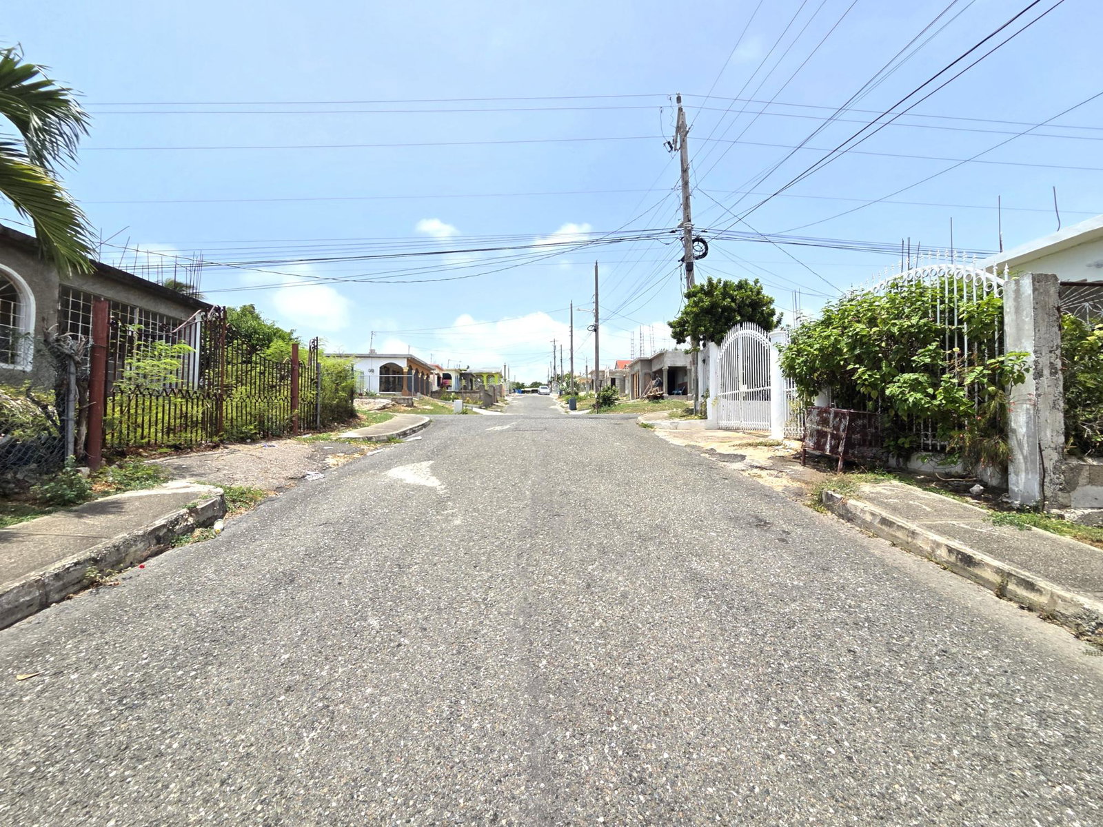 Seventh image of Hibiscus Crescent in Longville Park, Clarendon, Jamaica - property is For Sale