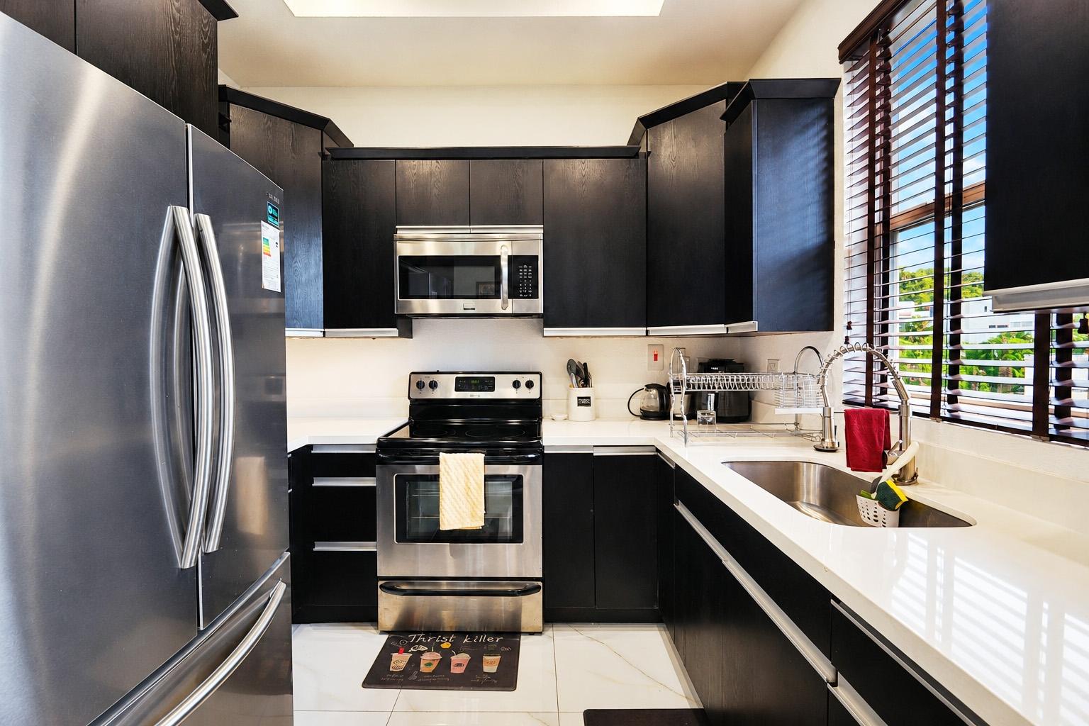 Fifth image of 6-3a Lakehurst Drive in Kingston 8, St. Andrew, Jamaica - property is For Sale