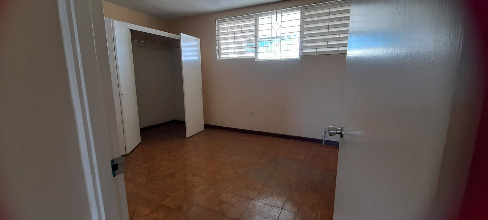 Sixth image of 503-17 Oxford Road in Kingston 5, St. Andrew, Jamaica - property is For Rent