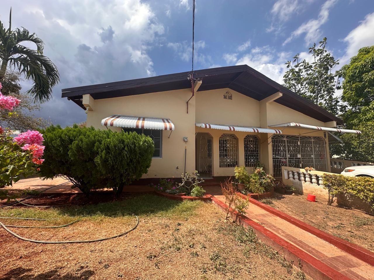 Second image of 526 St. Gabriel Rd. Green Acr in Spanish Town, St. Catherine, Jamaica - property is For Sale