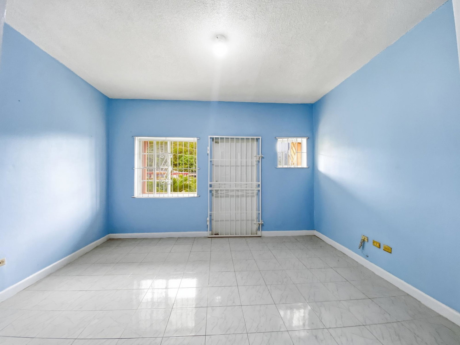 Ninth image of 94-willow Way Pines of Karachi in Kingston 7, St. Andrew, Jamaica - property is For Rent