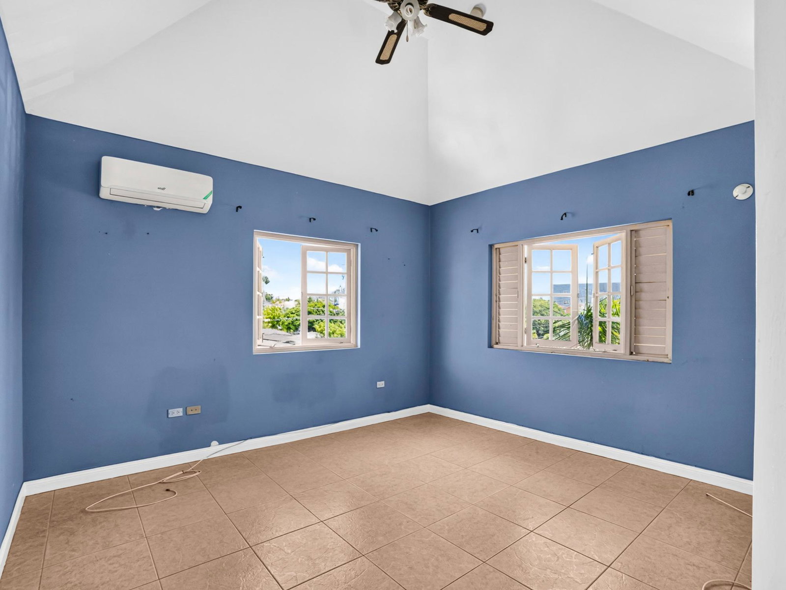 Eighteenth image of 32-1 Marley Road in Kingston 6, St. Andrew, Jamaica - property is For Rent