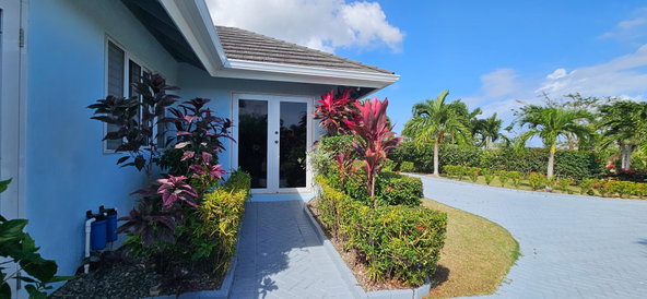 Fifth image of 901 The Crest, Richmond, st a in Laughlands, St. Ann, Jamaica - property is For Rent