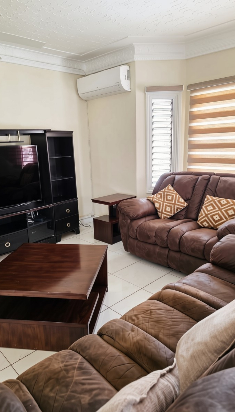 Fourth image of 28-7 Seaview Ave in Kingston 6, St. Andrew, Jamaica - property is For Rent