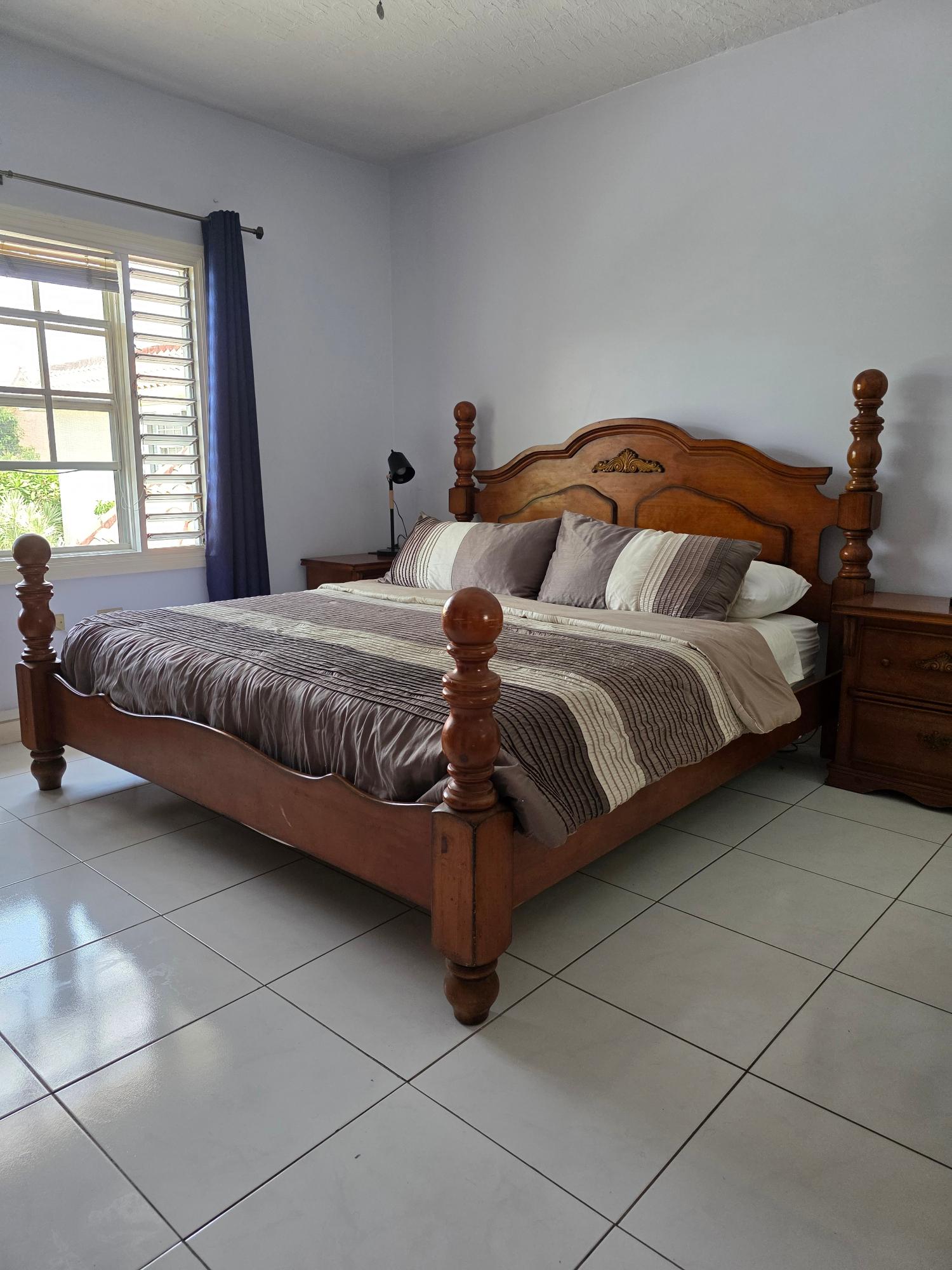 Sixth image of 28-7 Seaview Ave in Kingston 6, St. Andrew, Jamaica - property is For Rent