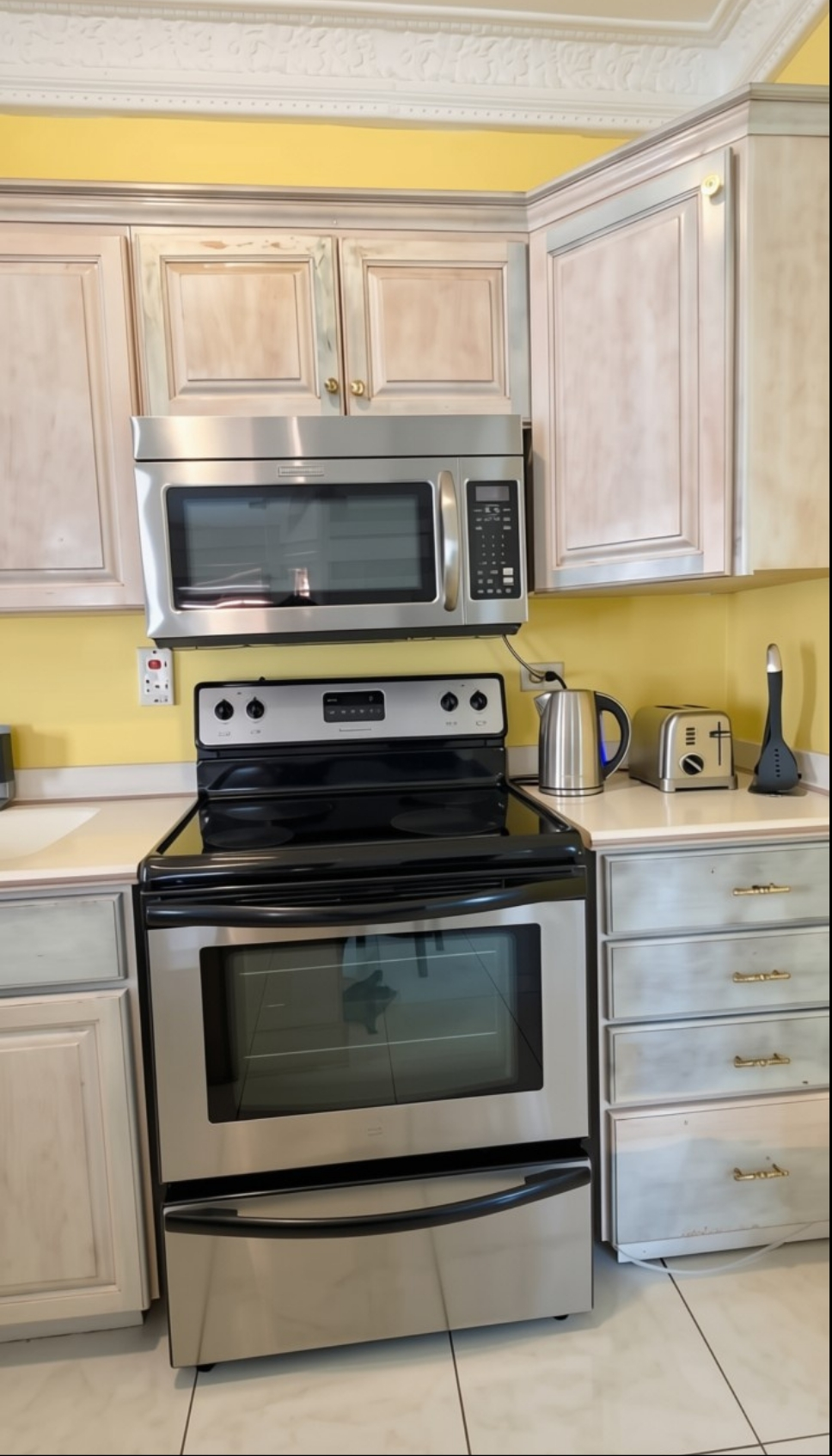 Eighth image of 28-7 Seaview Ave in Kingston 6, St. Andrew, Jamaica - property is For Rent