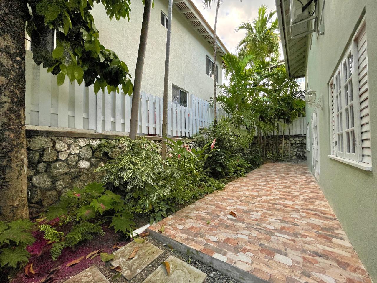 Eighteenth image of Norbury Drive in Kingston 8, St. Andrew, Jamaica - property is For Rent