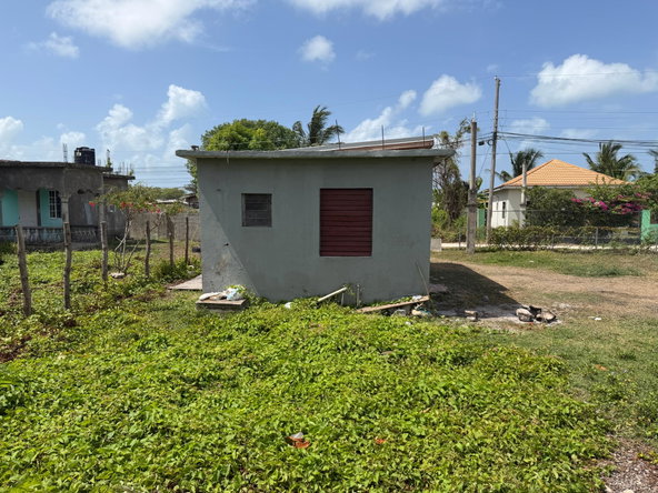 Fifth image of Longwood Clarendon in Lionel Town, Clarendon, Jamaica - property is For Sale