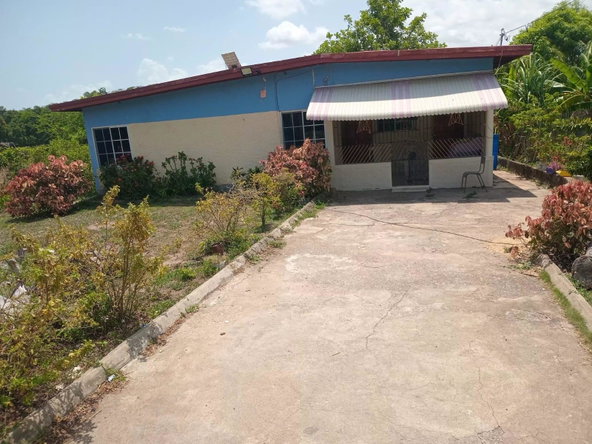 First image of 18 Glenmuir Close in May Pen, Clarendon, Jamaica - property is For Sale