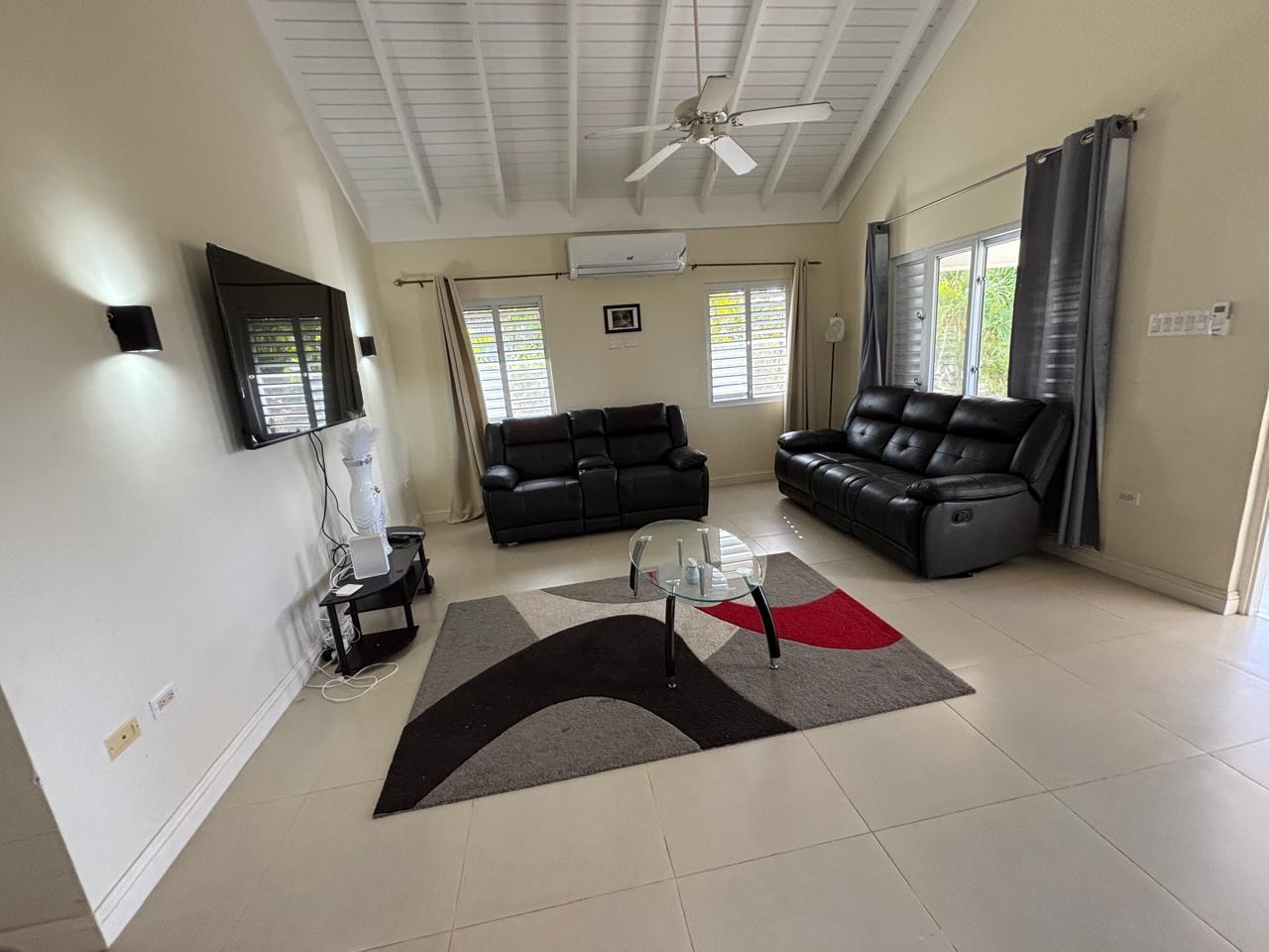 Fourth image of 525- Papaya Avenue in Richmond, St. Ann, Jamaica - property is For Rent