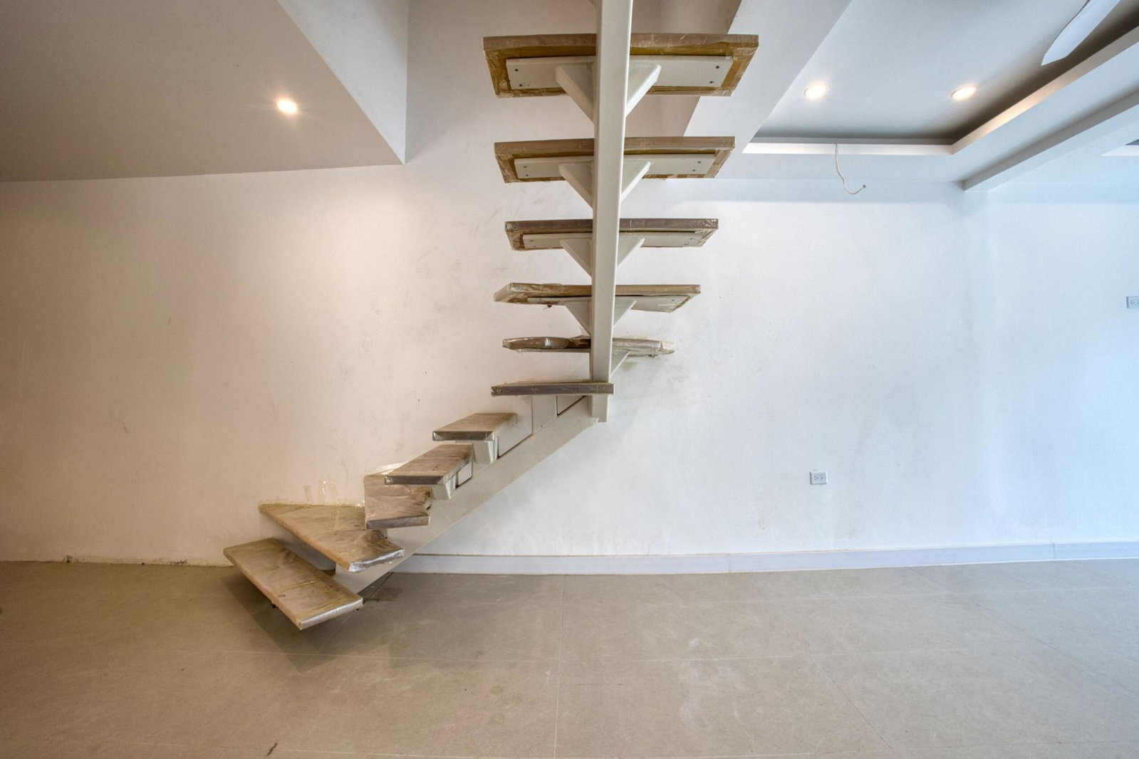 Twelfth image of 4- 6 Donhead Avenue in Kingston 6, St. Andrew, Jamaica - property is For Sale