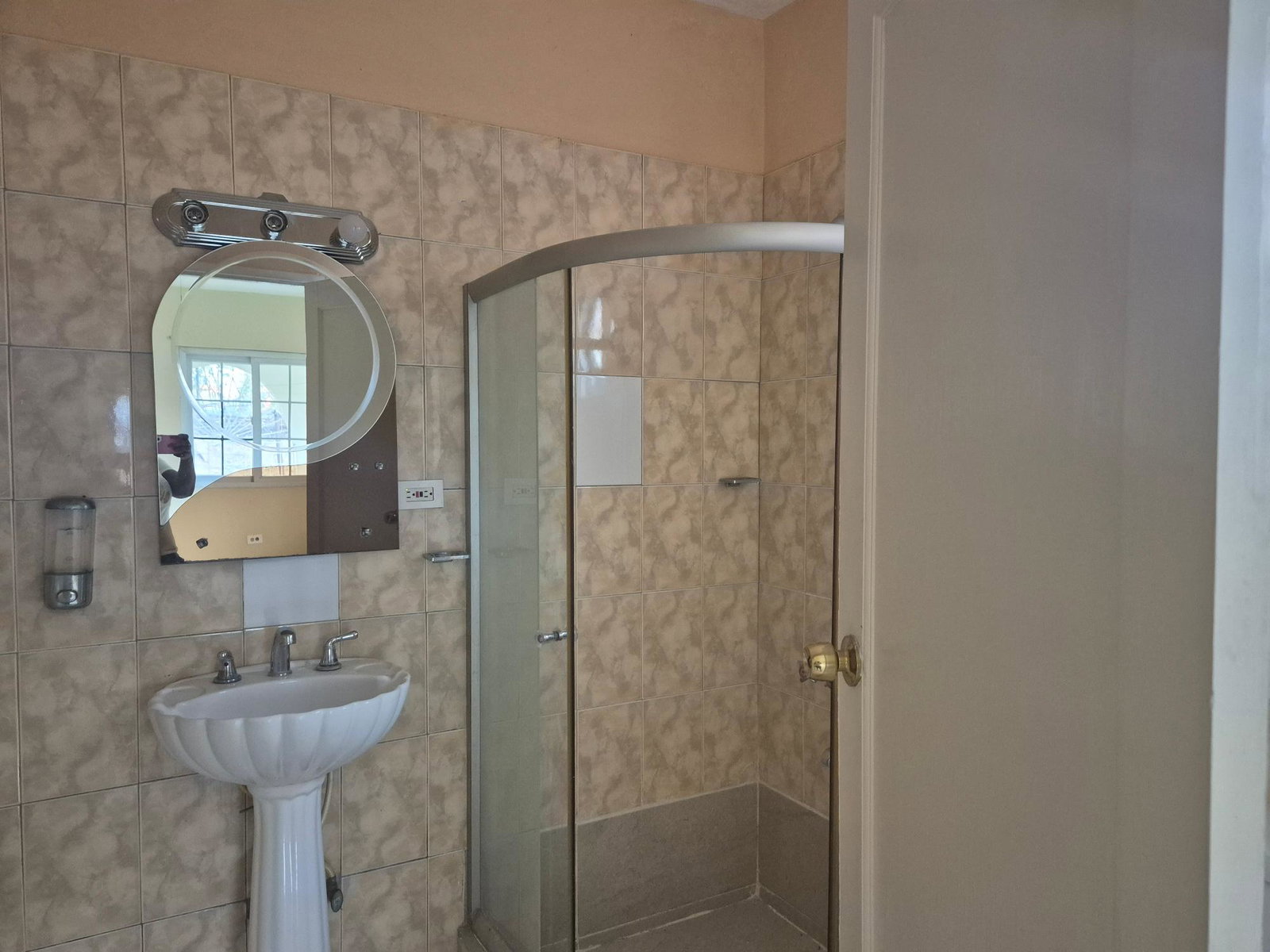 Twelfth image of 88 Bellissimo Drive, Angels in Spanish Town, St. Catherine, Jamaica - property is For Rent