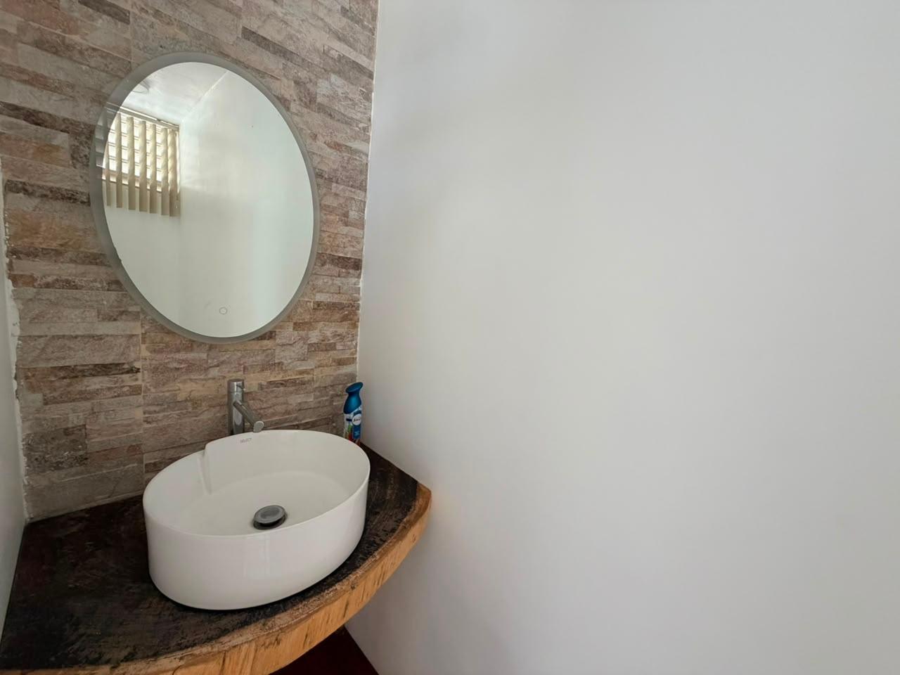 Seventeenth image of 2 Haining Crescent, Kingsto in Kingston 5, St. Andrew, Jamaica - property is For Sale