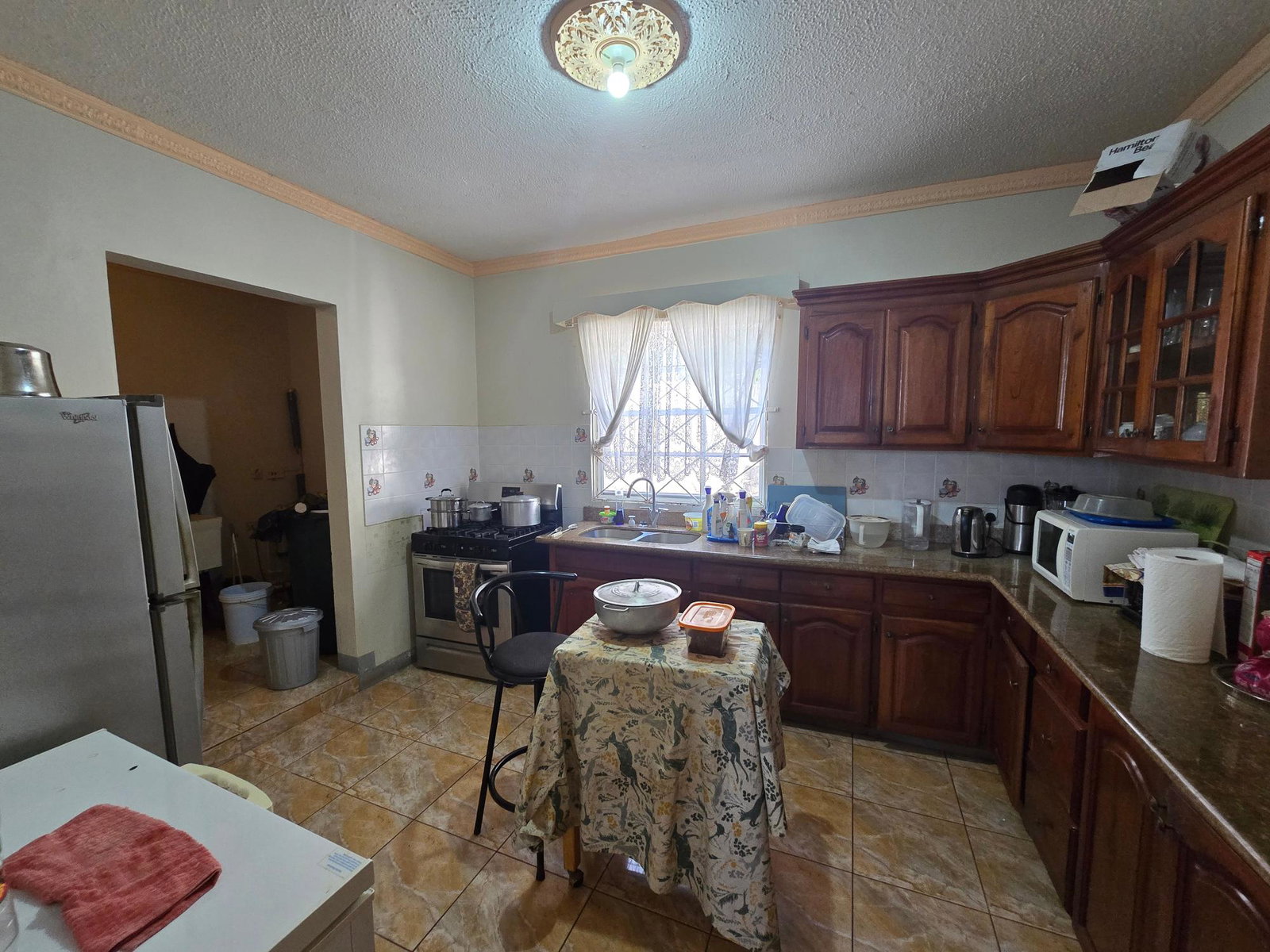 Tenth image of Retreat, Kingsland, Mande in Mandeville, Manchester, Jamaica - property is For Sale