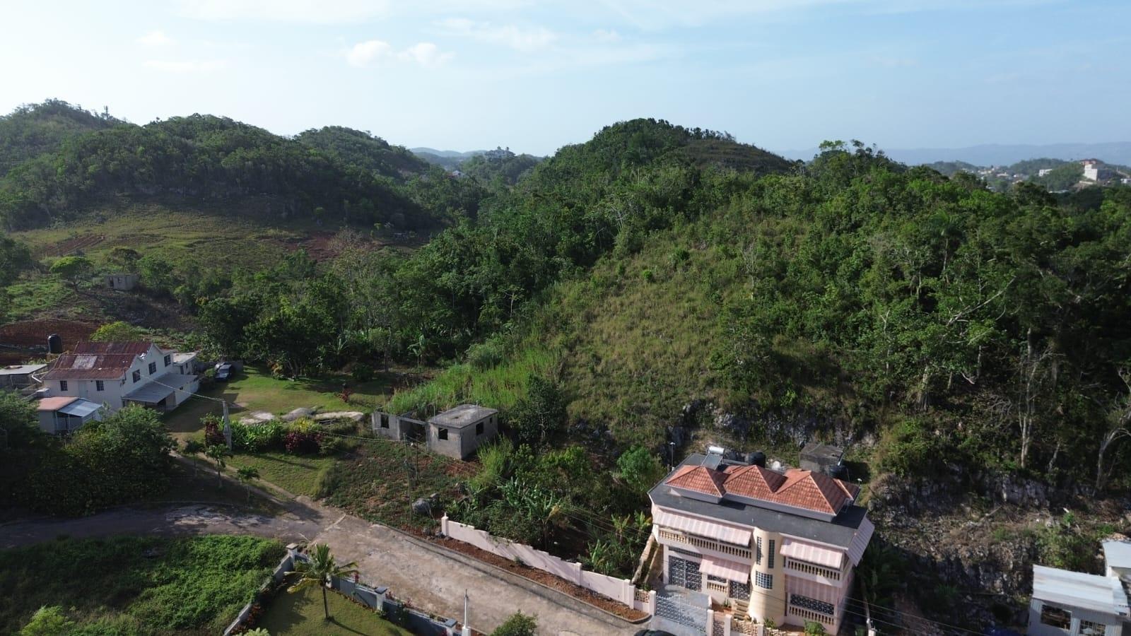 First image of Retreat,kingsland,mandevi in Mandeville, Manchester, Jamaica - property is For Sale