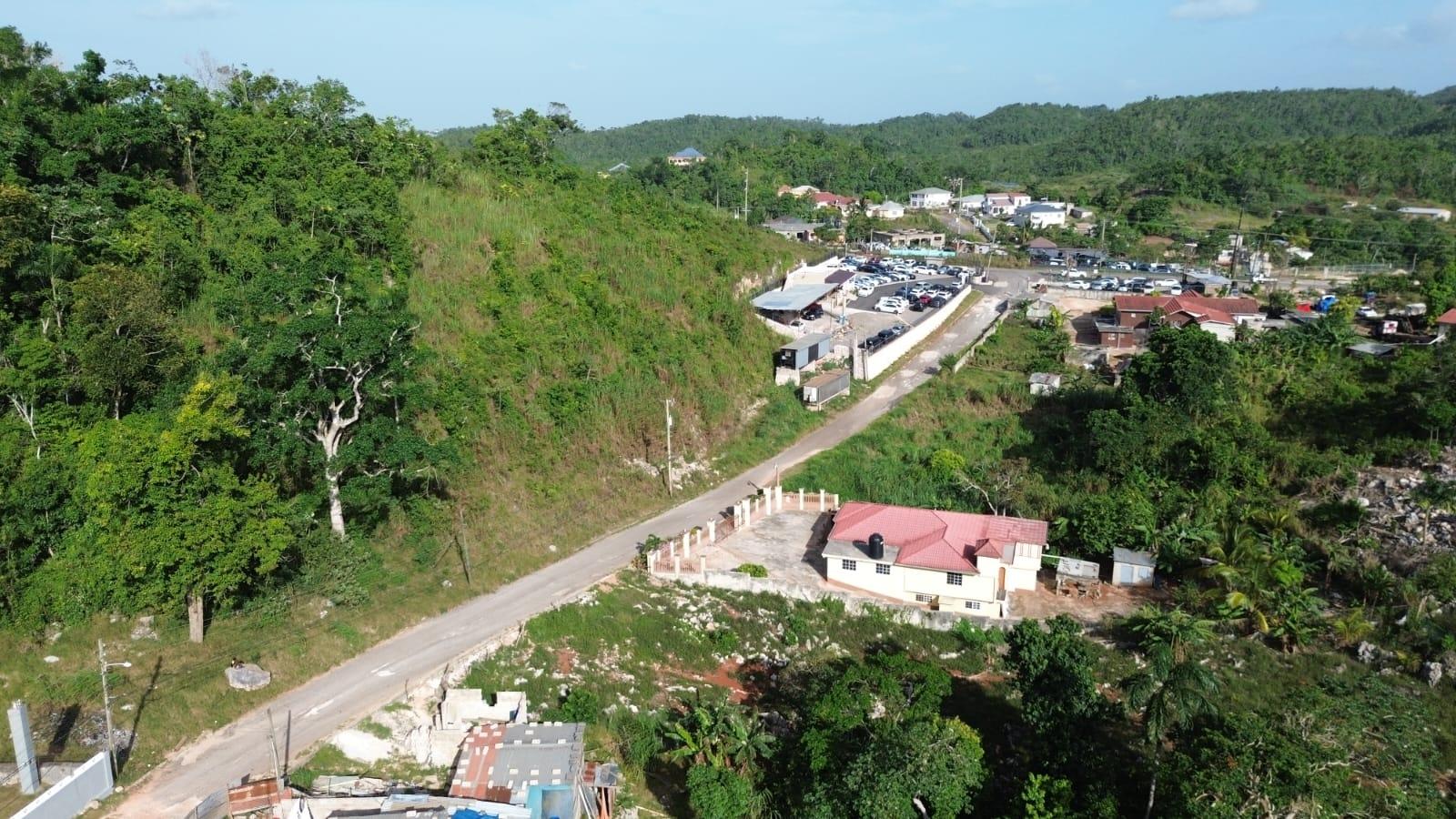 Sixth image of Retreat,kingsland,mandevi in Mandeville, Manchester, Jamaica - property is For Sale