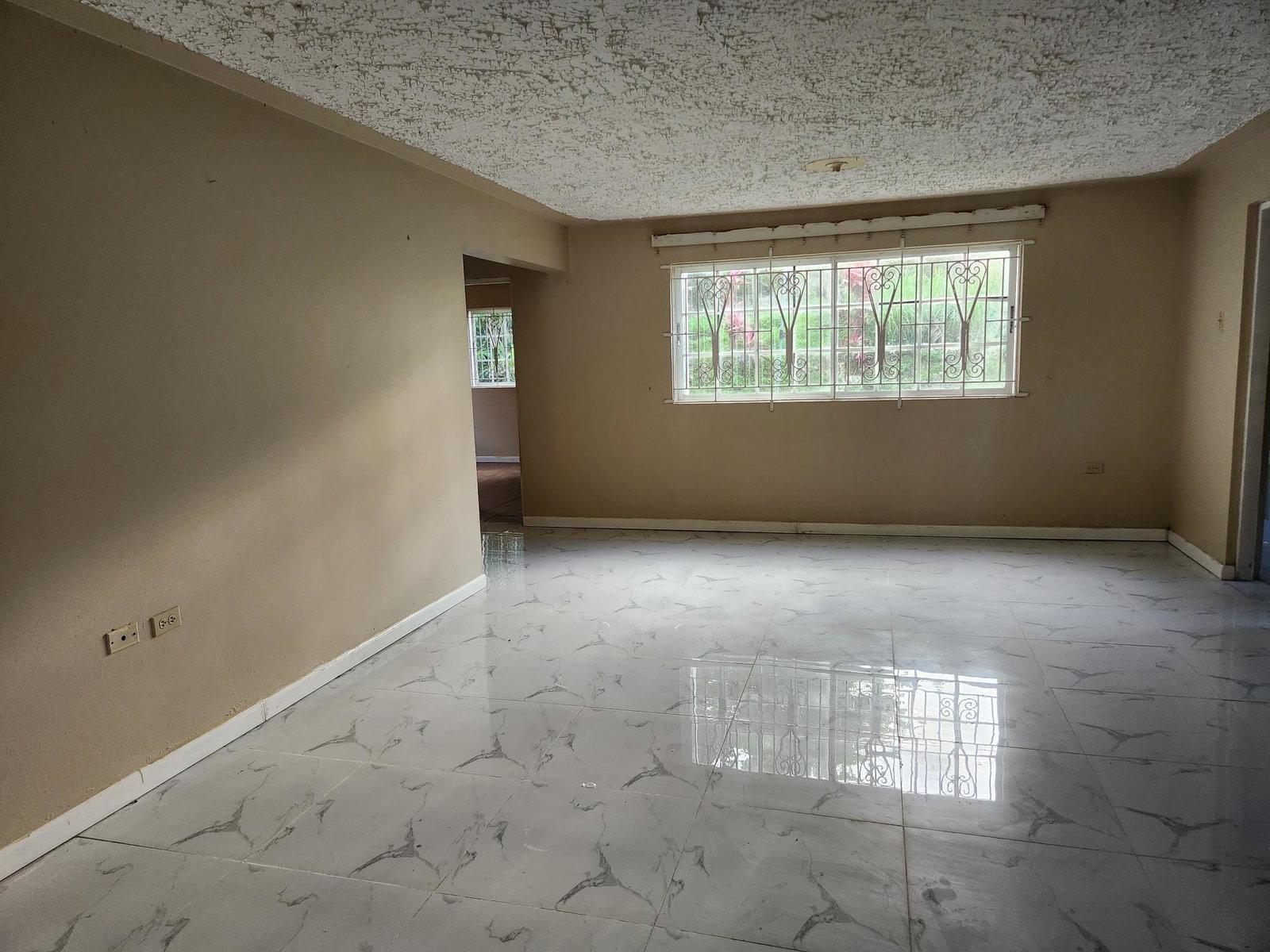 Tenth image of 124 Reid Blvd. Pompano Tower in Tower Isle, St. Mary, Jamaica - property is For Sale