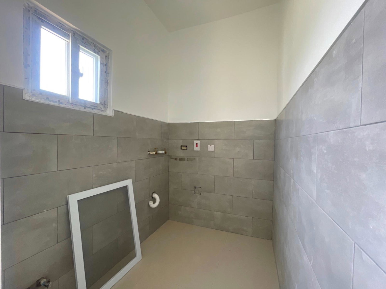 Ninth image of 5-3 Heffs Crescent in Kingston 19, St. Andrew, Jamaica - property is For Sale
