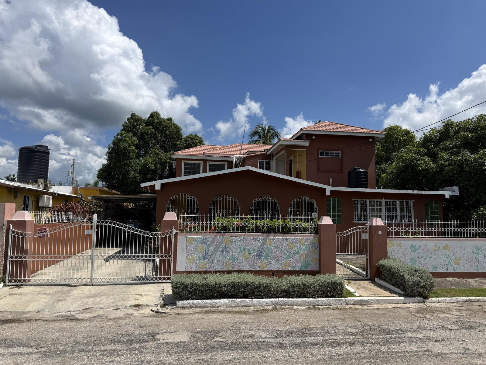 Tenth image of 9 Cedar Place, Ebony Vale h in Spanish Town, St. Catherine, Jamaica - property is For Sale