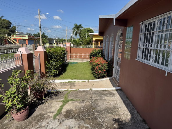 Third image of 9 Cedar Place, Ebony Vale h in Spanish Town, St. Catherine, Jamaica - property is For Sale