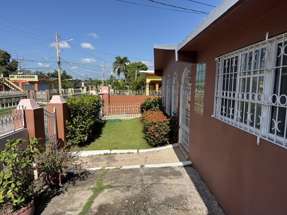 Fourth image of 9 Cedar Place, Ebony Vale h in Spanish Town, St. Catherine, Jamaica - property is For Sale