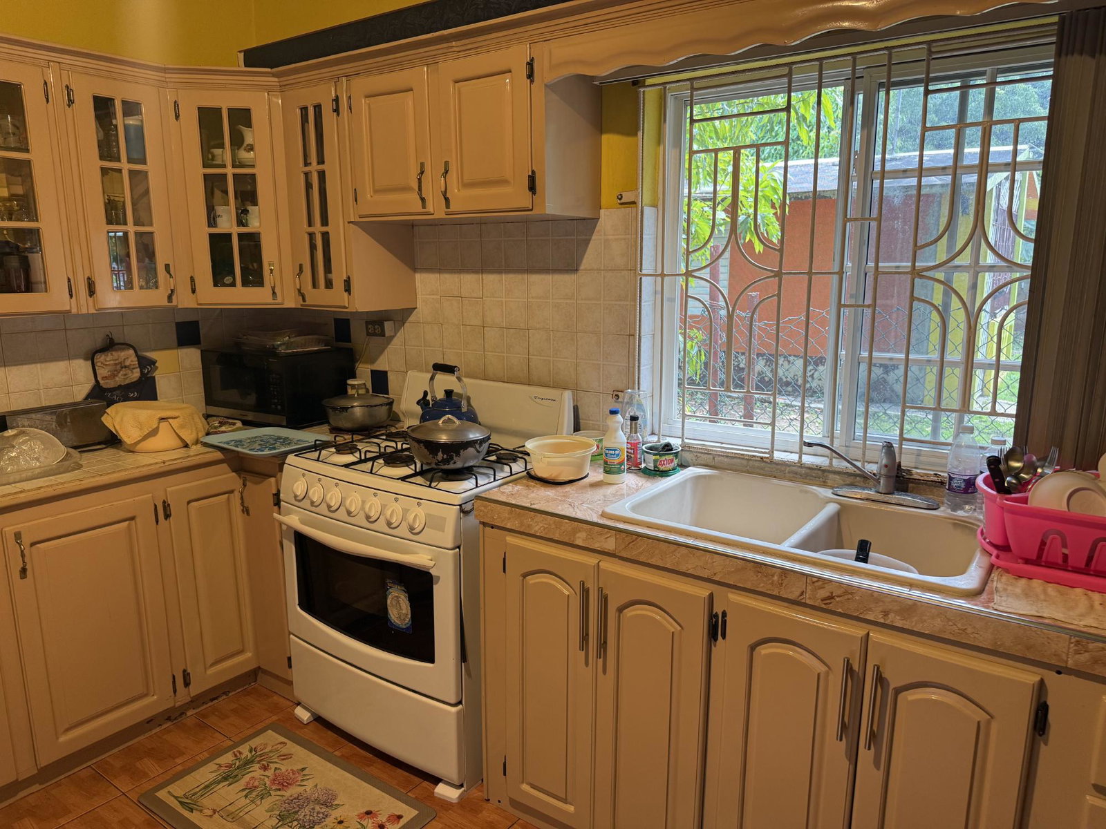 Fifth image of 9 Cedar Place, Ebony Vale h in Spanish Town, St. Catherine, Jamaica - property is For Sale