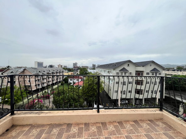Tenth image of 21-20 Kensington Crescent in Kingston 5, St. Andrew, Jamaica - property is For Rent