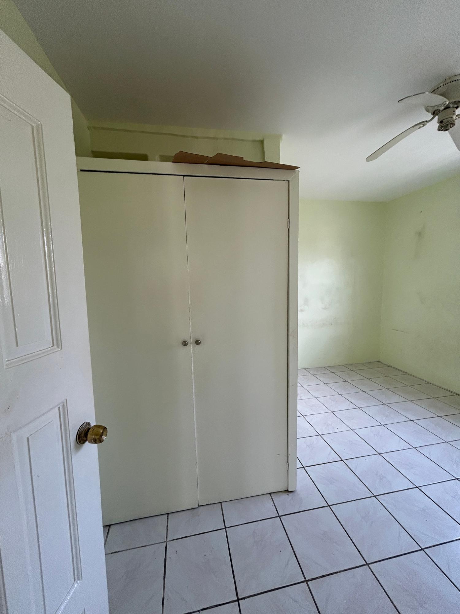 Seventh image of 541- West Queens Park, Greater in Portmore Park, St. Catherine, Jamaica - property is For Sale