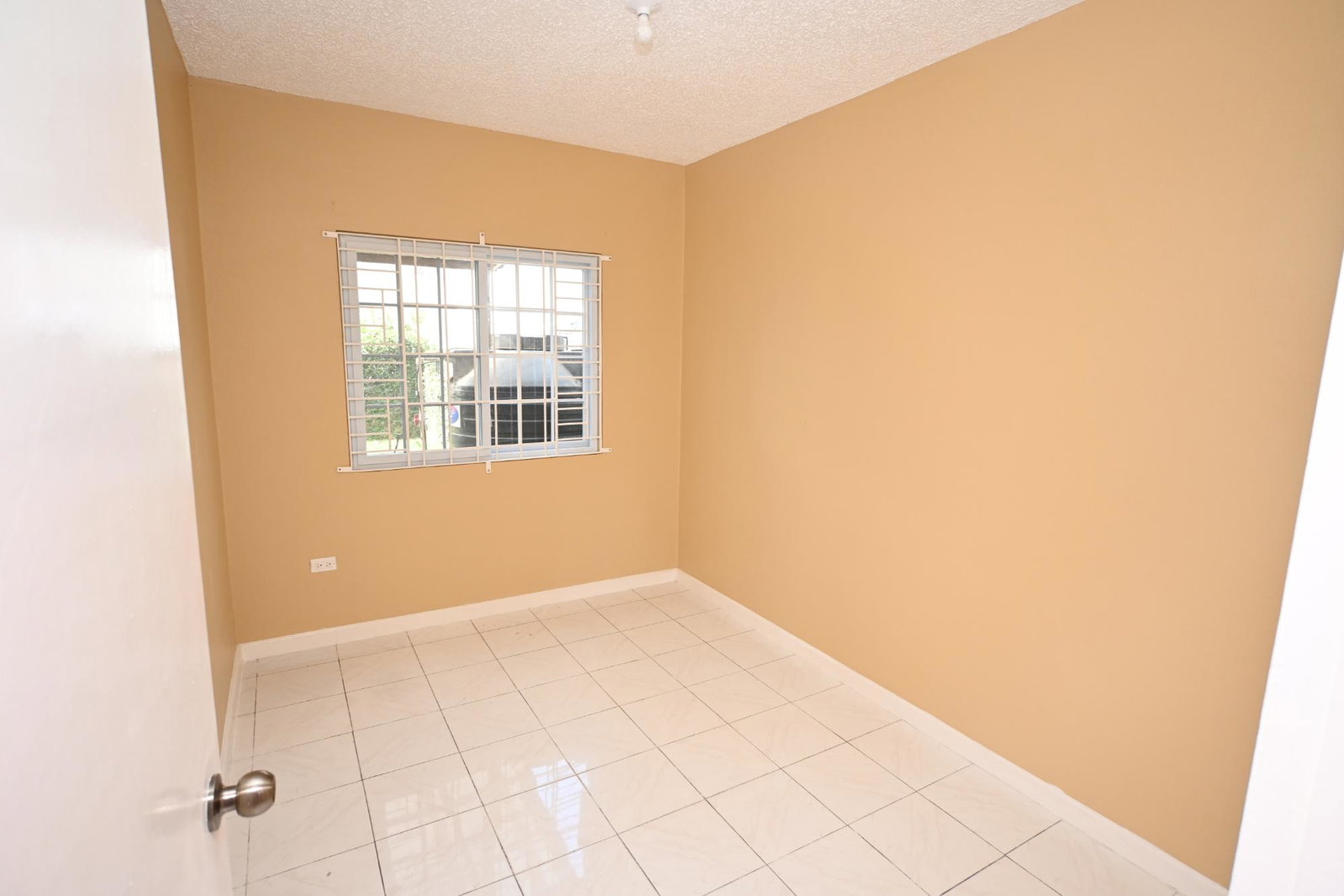 Ninth image of 1 Chambers Drive in Kingston 6, St. Andrew, Jamaica - property is For Rent