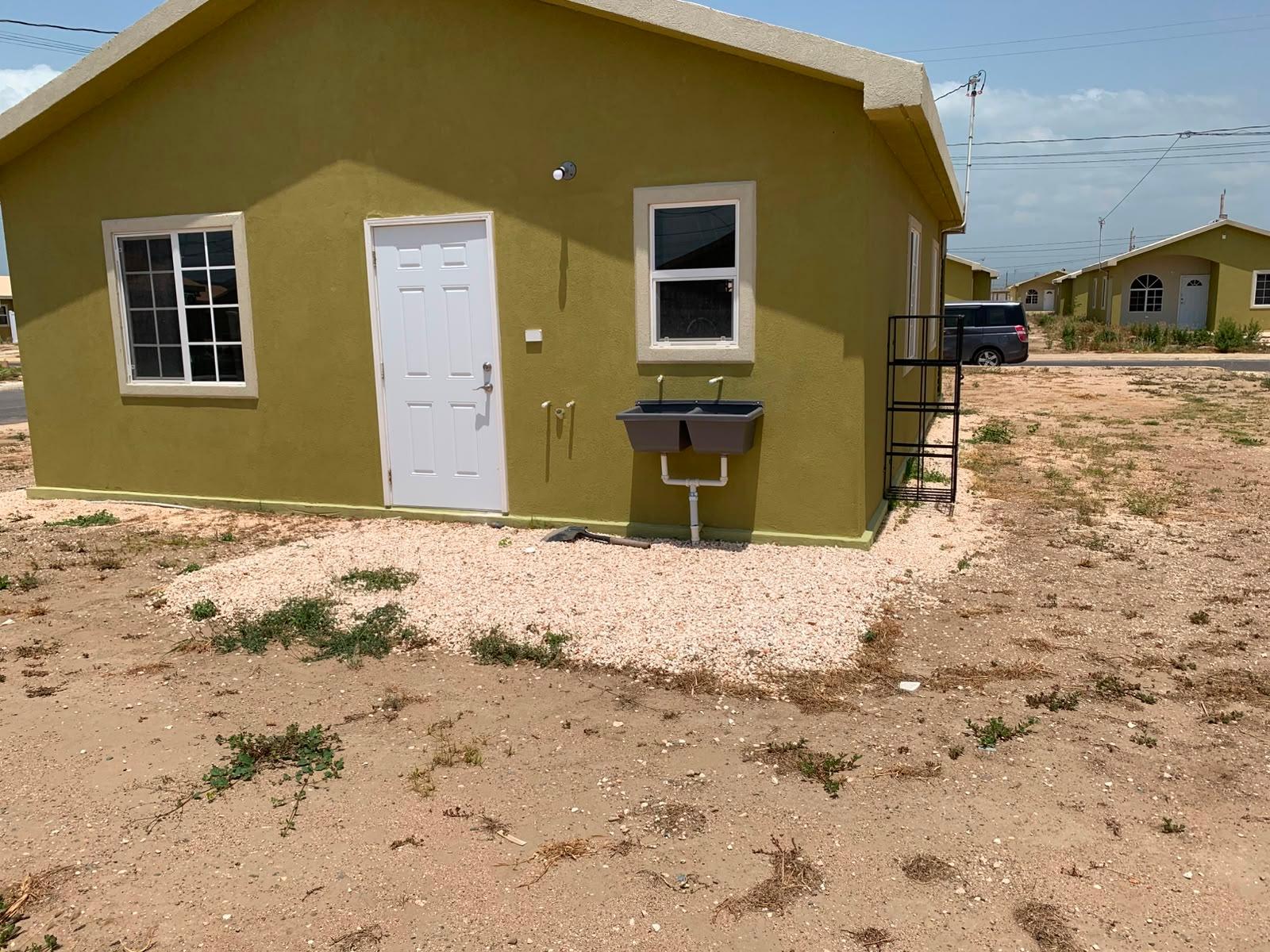 Fourteenth image of 1623 Paprika Drive, Phoenix pa in Phoenix Park, St. Catherine, Jamaica - property is For Rent