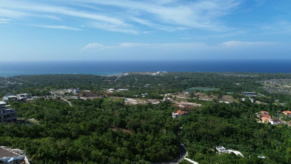 Twenty-First image of Draxhall in Drax Hall Estate, St. Ann, Jamaica - property is For Sale
