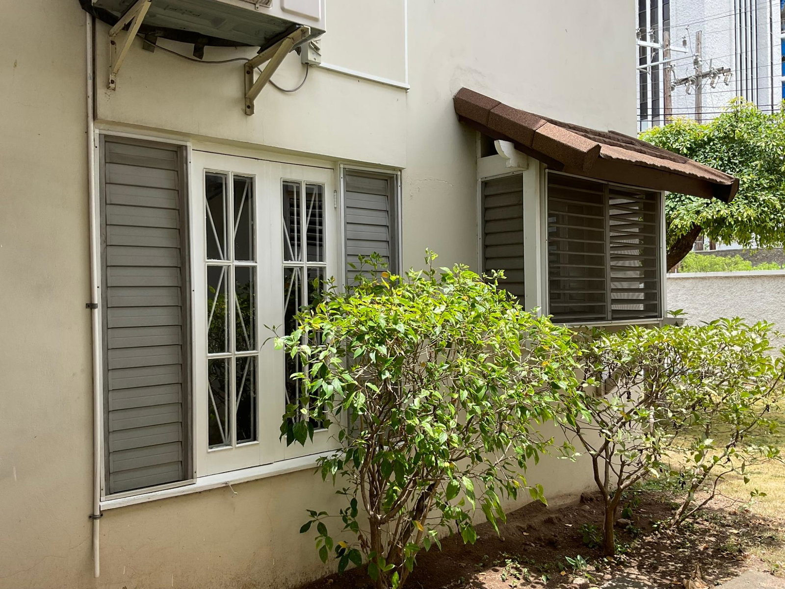 Fourteenth image of 4-12 Renfrew Road in Kingston 10, St. Andrew, Jamaica - property is For Rent