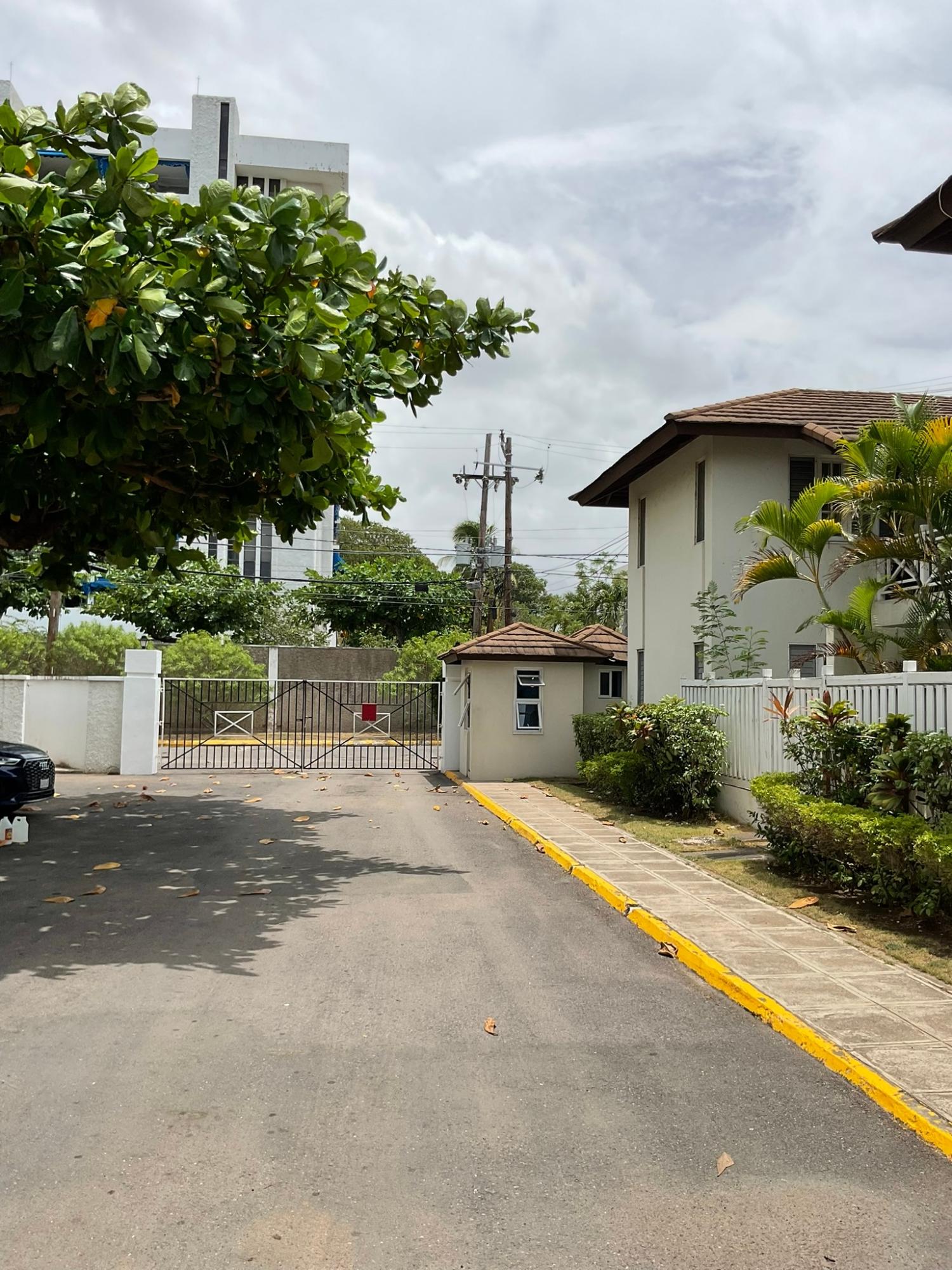Fifteenth image of 4-12 Renfrew Road in Kingston 10, St. Andrew, Jamaica - property is For Rent