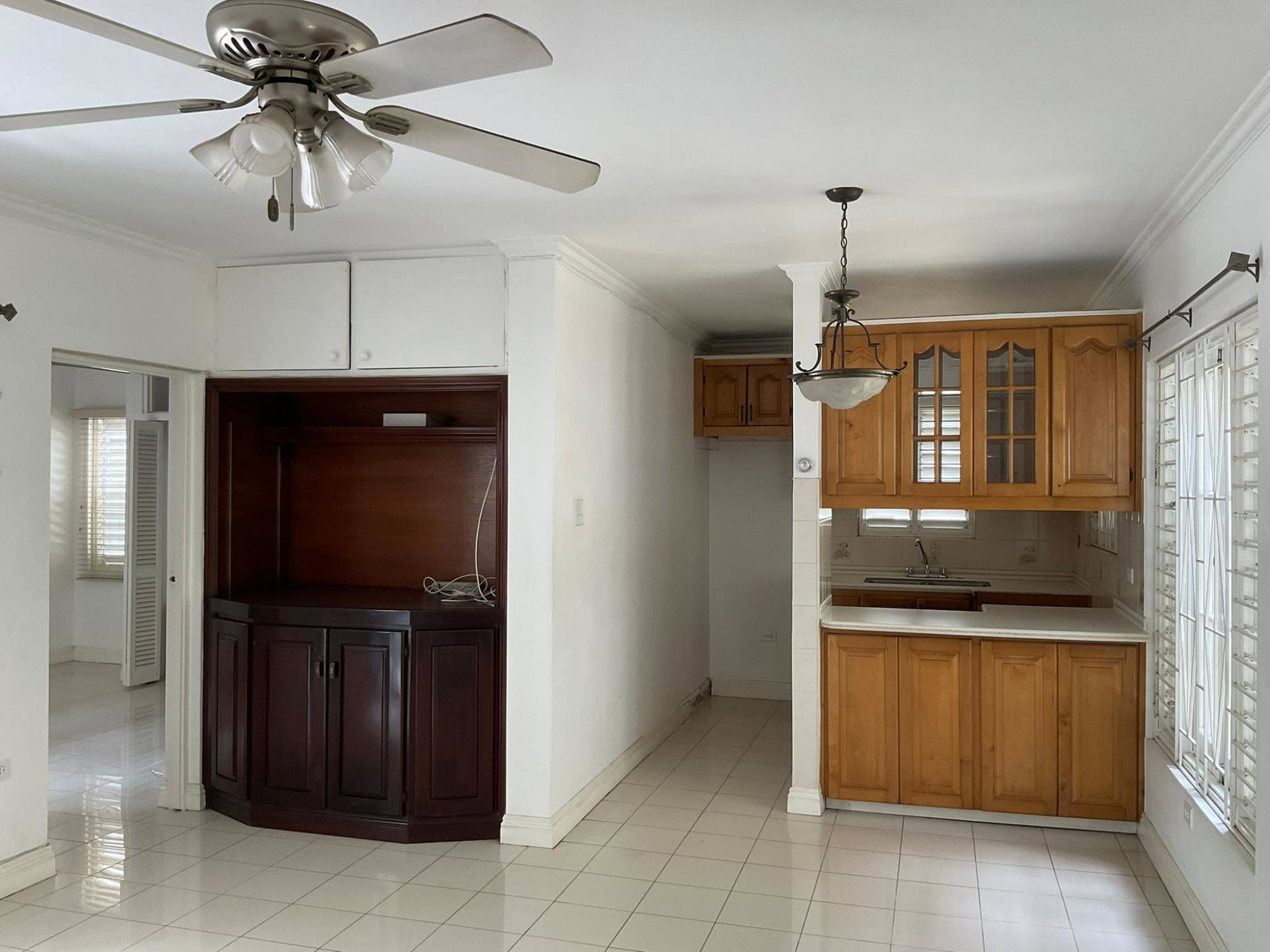 Fourth image of 4-12 Renfrew Road in Kingston 10, St. Andrew, Jamaica - property is For Rent