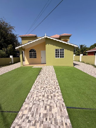First image of 4- Island Circle in New Harbour Village, St. Catherine, Jamaica - property is For Rent