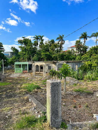 First image of 33-a Villa Crescent in Mandeville, Manchester, Jamaica - property is For Sale