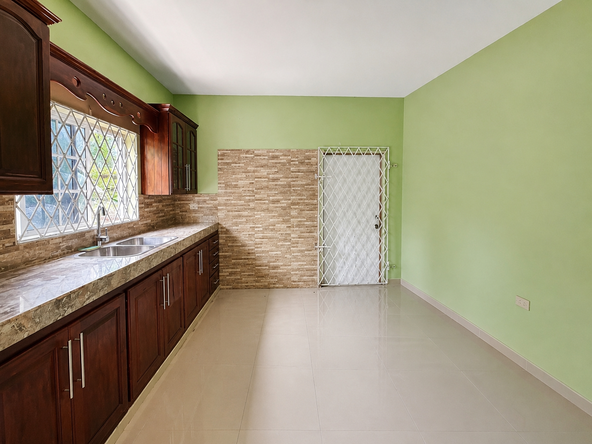 Fifth image of 33-a Villa Crescent in Mandeville, Manchester, Jamaica - property is For Sale