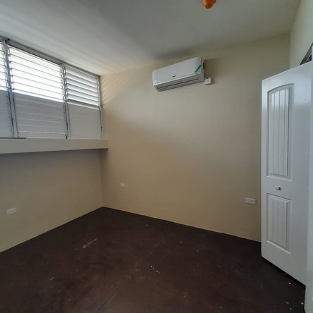 Ninth image of 318-1 Queensbury Drive in Kingston 19, St. Andrew, Jamaica - property is For Rent